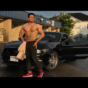 Meet your Posher, Erick